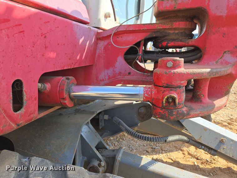 image for item EN3753 2015 Takeuchi TB240 mini excavator