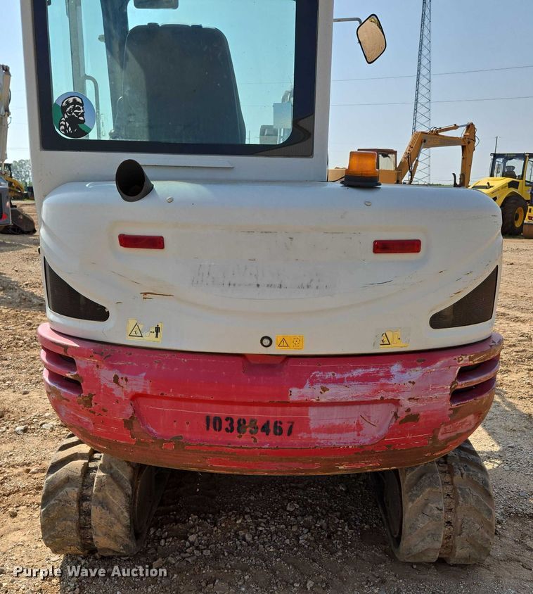 image for item EN3753 2015 Takeuchi TB240 mini excavator