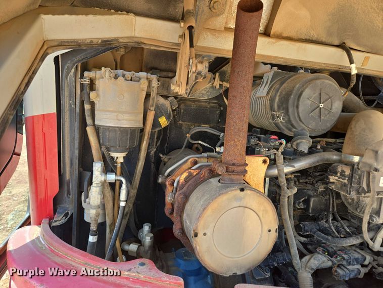 image for item EN3753 2015 Takeuchi TB240 mini excavator