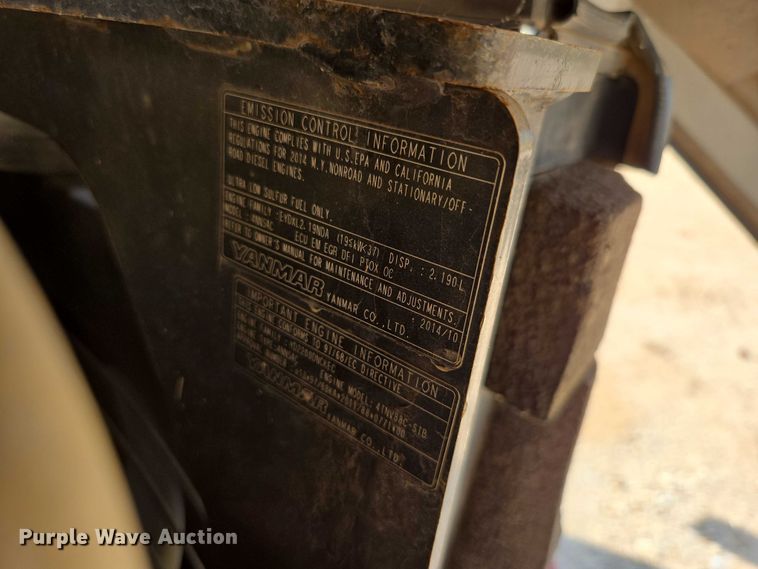 image for item EN3753 2015 Takeuchi TB240 mini excavator