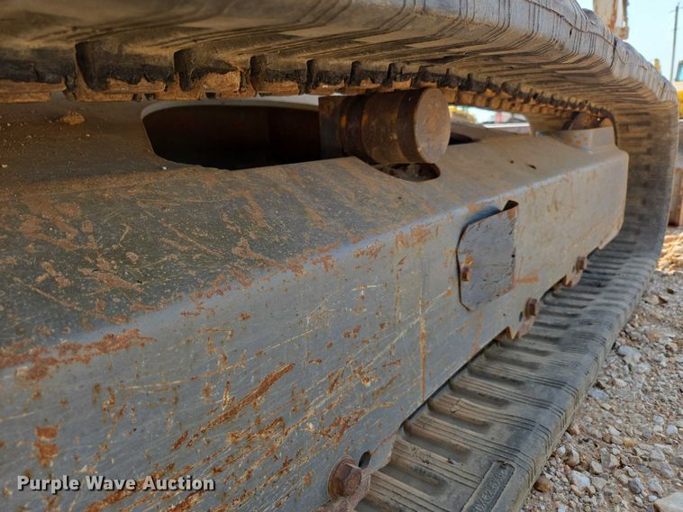 image for item EN3753 2015 Takeuchi TB240 mini excavator