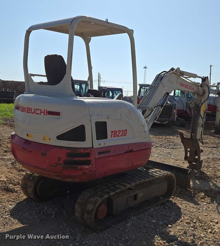 image for item EN3754 2015 Takeuchi TB230 mini excavator
