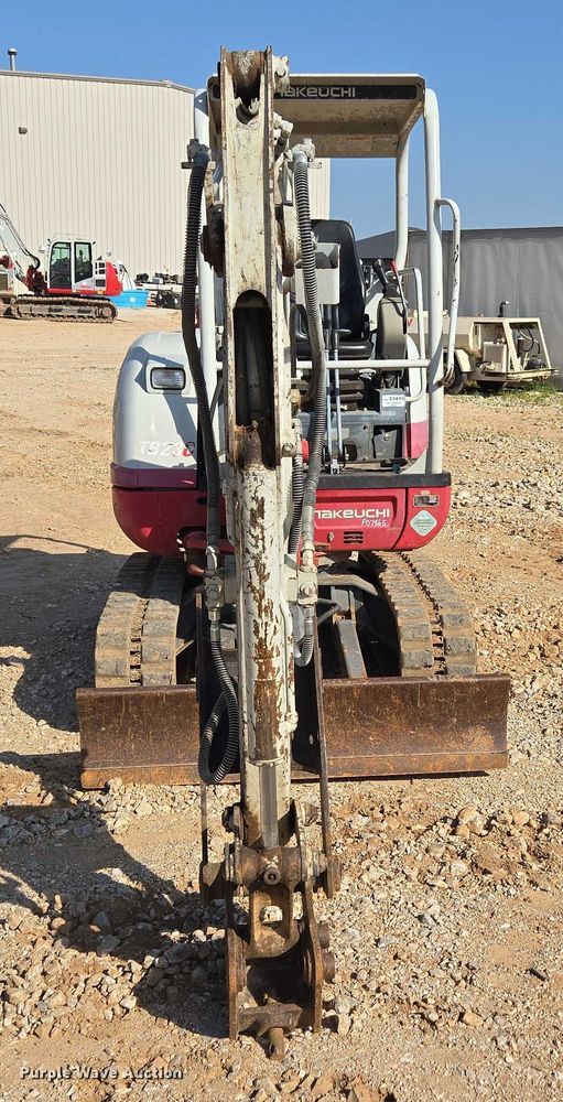 image for item EN3754 2015 Takeuchi TB230 mini excavator