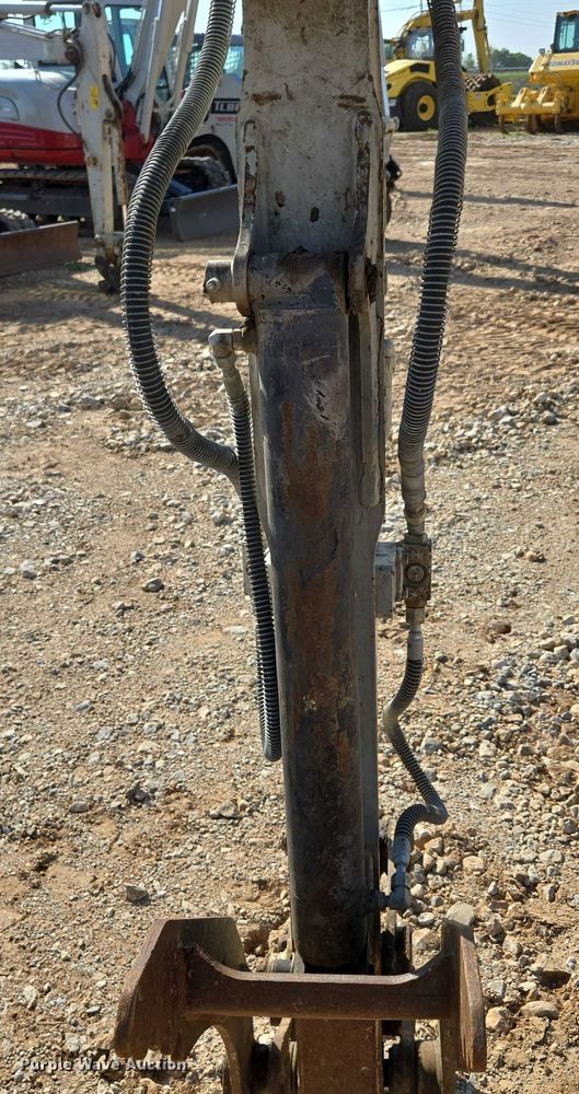 image for item EN3754 2015 Takeuchi TB230 mini excavator