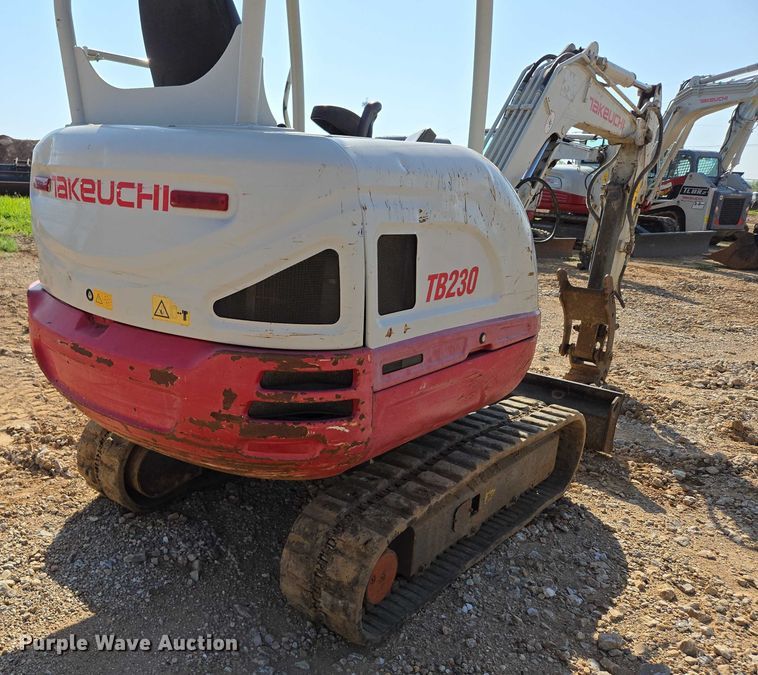 image for item EN3754 2015 Takeuchi TB230 mini excavator