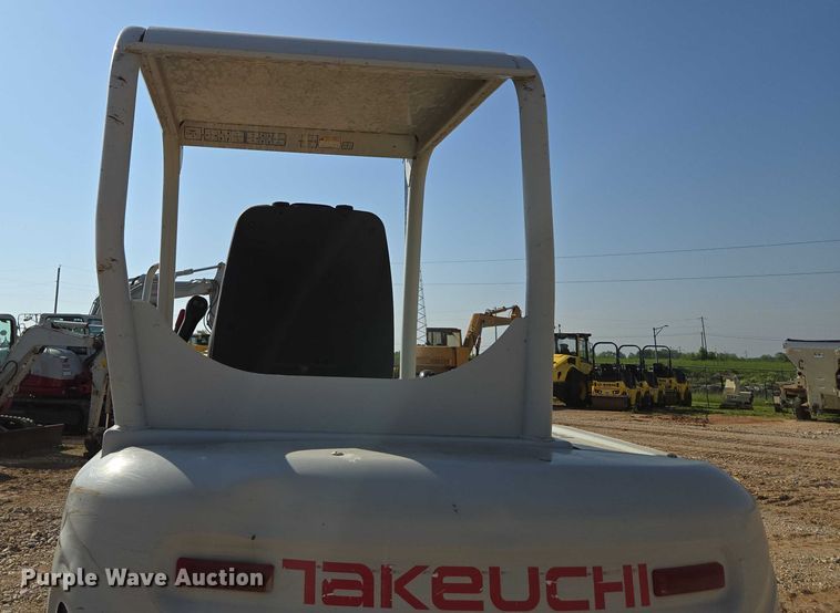 image for item EN3754 2015 Takeuchi TB230 mini excavator