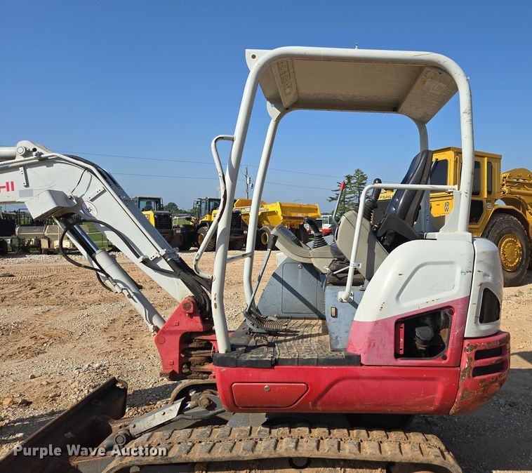 image for item EN3754 2015 Takeuchi TB230 mini excavator
