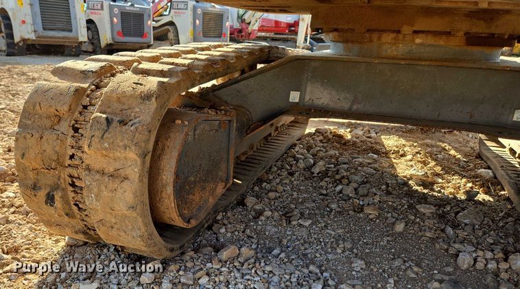 image for item EN3754 2015 Takeuchi TB230 mini excavator