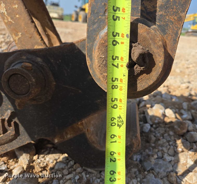 image for item EN3754 2015 Takeuchi TB230 mini excavator