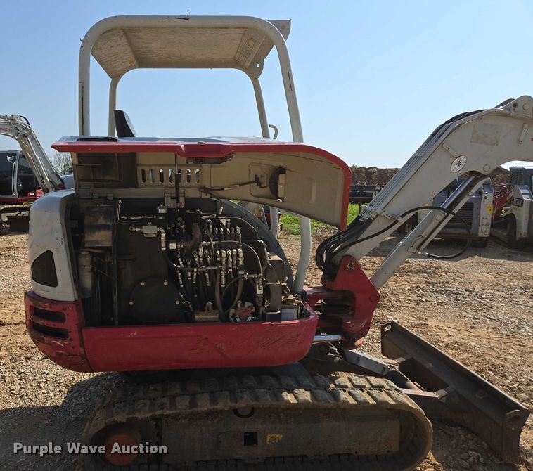 image for item EN3754 2015 Takeuchi TB230 mini excavator