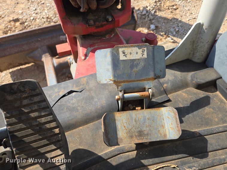 image for item EN3754 2015 Takeuchi TB230 mini excavator