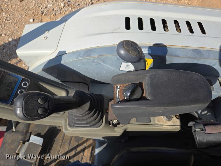 image for item EN3754 2015 Takeuchi TB230 mini excavator