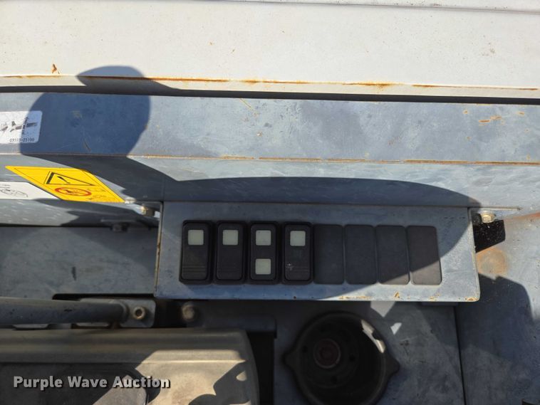 image for item EN3754 2015 Takeuchi TB230 mini excavator