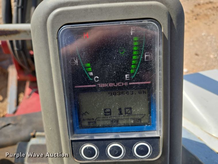 image for item EN3754 2015 Takeuchi TB230 mini excavator