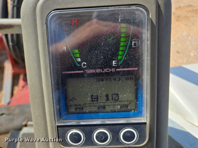 image for item EN3754 2015 Takeuchi TB230 mini excavator