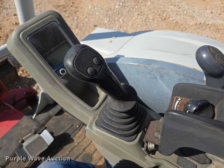 image for item EN3754 2015 Takeuchi TB230 mini excavator