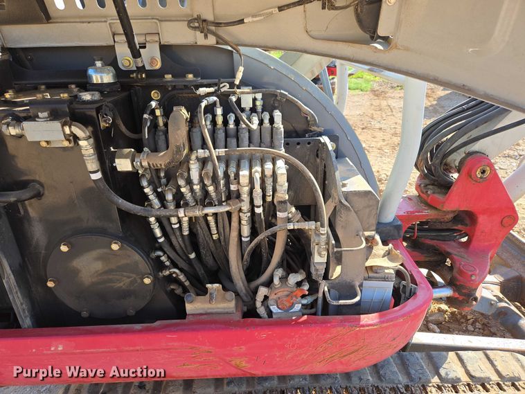 image for item EN3754 2015 Takeuchi TB230 mini excavator