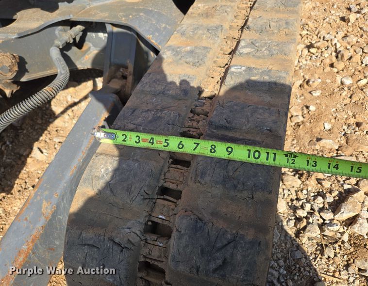 image for item EN3754 2015 Takeuchi TB230 mini excavator