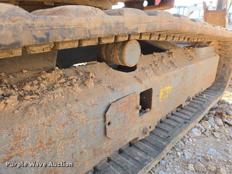 image for item EN3754 2015 Takeuchi TB230 mini excavator