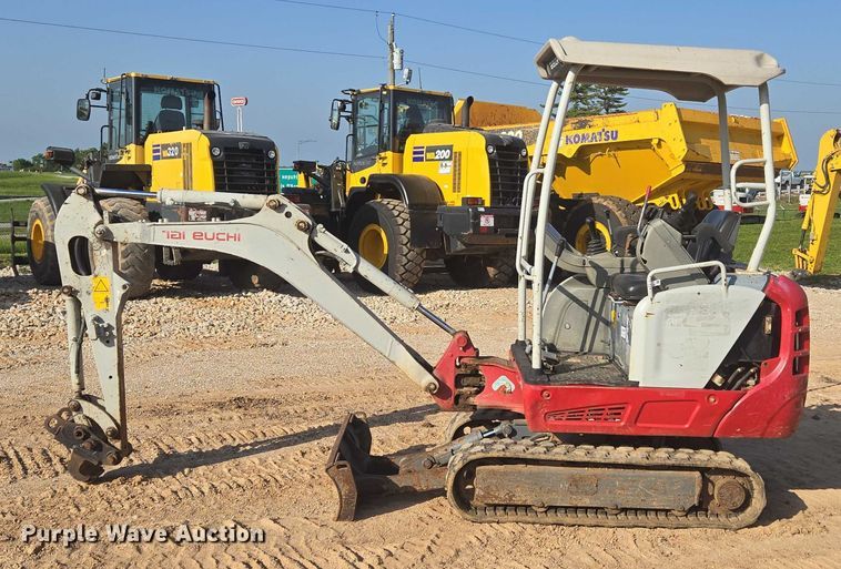 image for item EN3755 2016 Takeuchi TB216 mini excavator