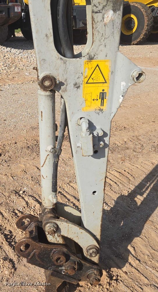 image for item EN3755 2016 Takeuchi TB216 mini excavator