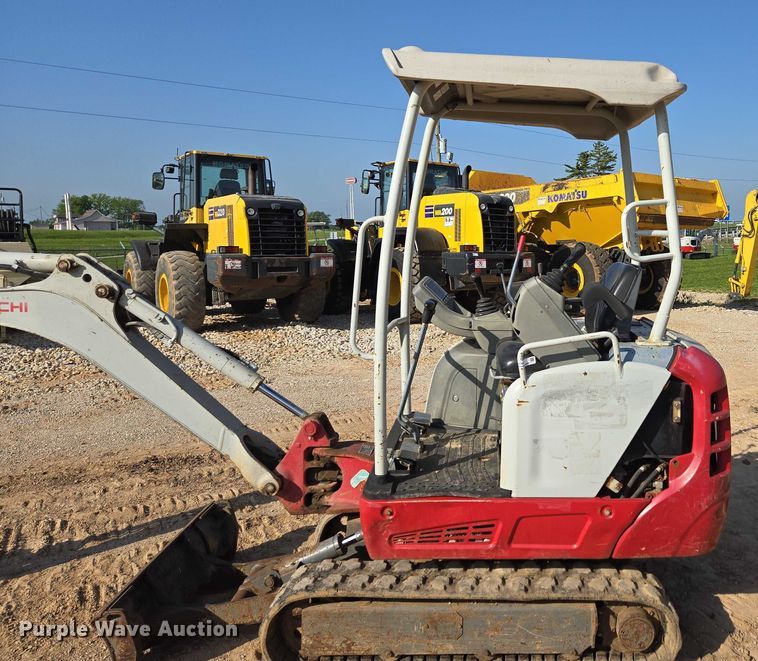 image for item EN3755 2016 Takeuchi TB216 mini excavator