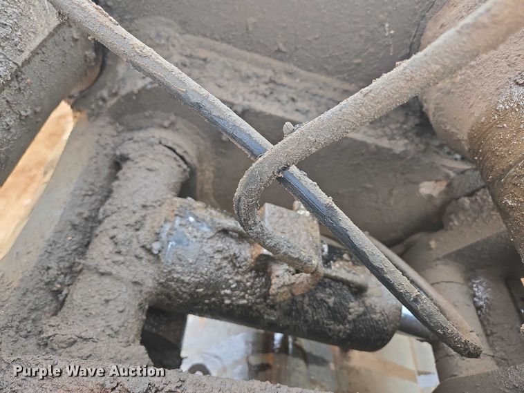 image for item EN3756 2012 John Deere 350G LC excavator