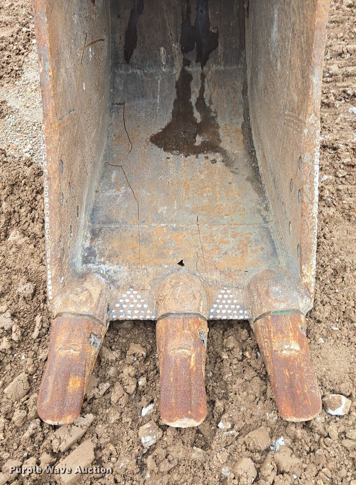 image for item EN3756 2012 John Deere 350G LC excavator