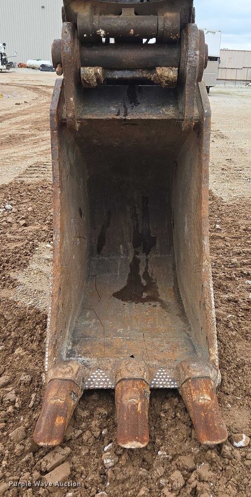 image for item EN3756 2012 John Deere 350G LC excavator