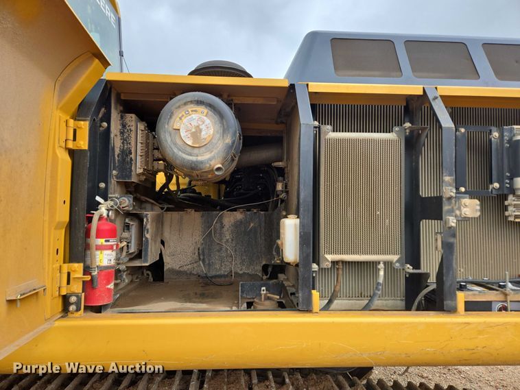 image for item EN3756 2012 John Deere 350G LC excavator