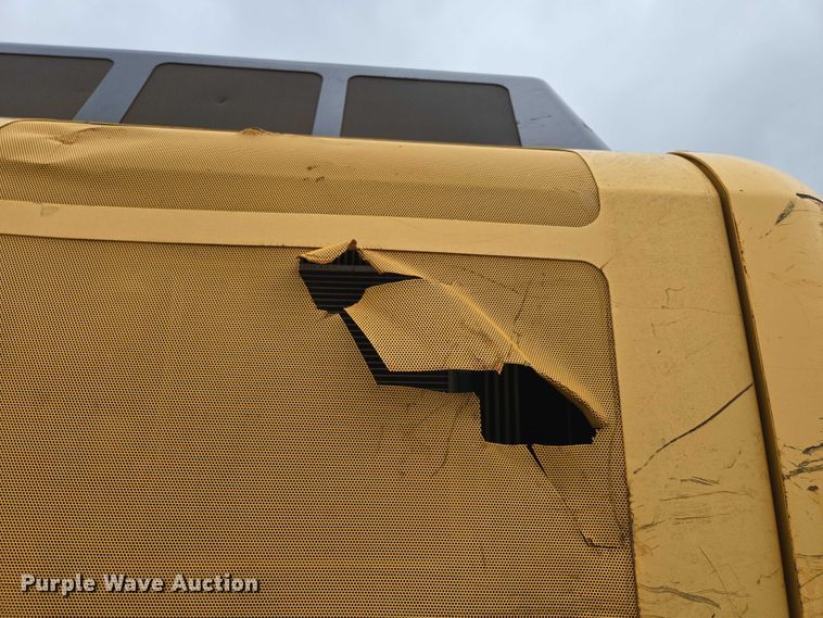 image for item EN3756 2012 John Deere 350G LC excavator