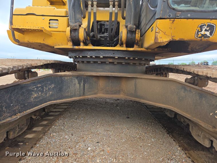 image for item EN3756 2012 John Deere 350G LC excavator