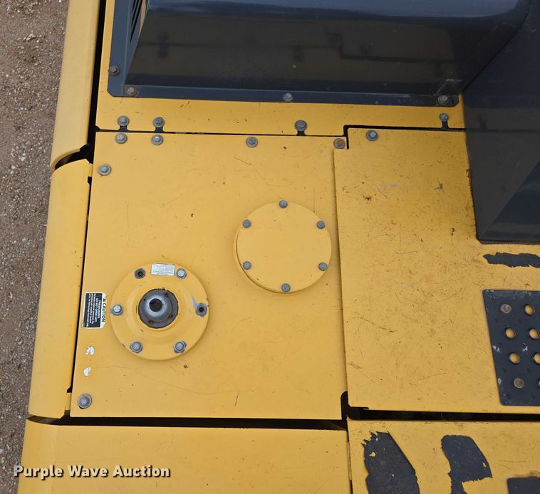 image for item EN3756 2012 John Deere 350G LC excavator