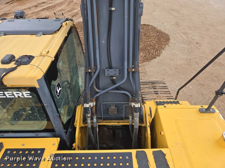 image for item EN3756 2012 John Deere 350G LC excavator