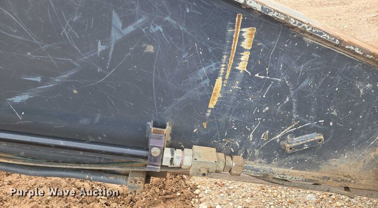 image for item EN3756 2012 John Deere 350G LC excavator