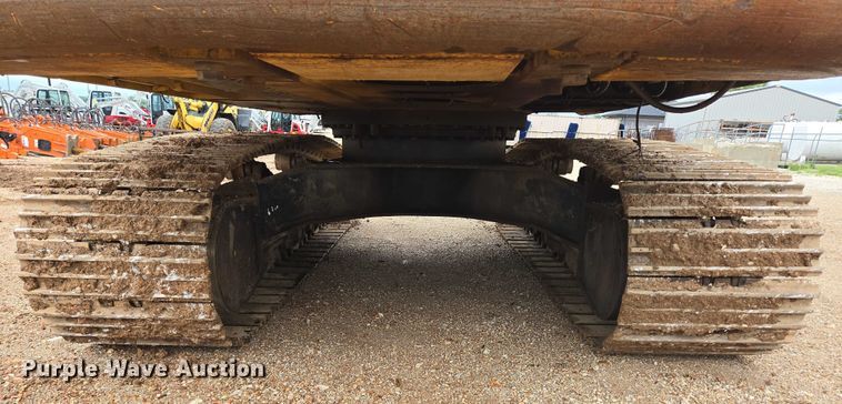 image for item EN3756 2012 John Deere 350G LC excavator