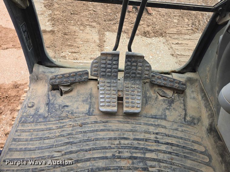 image for item EN3756 2012 John Deere 350G LC excavator