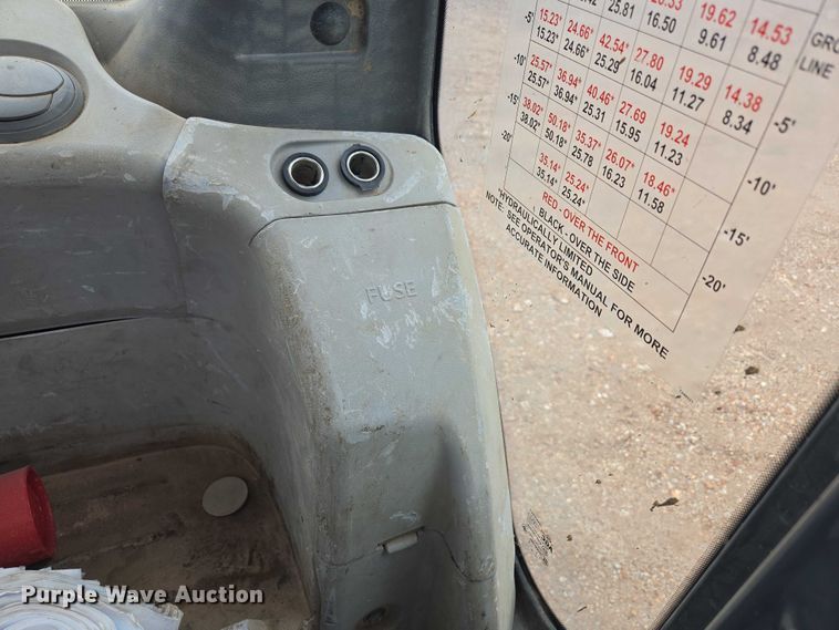 image for item EN3756 2012 John Deere 350G LC excavator