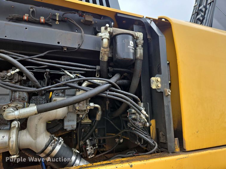 image for item EN3756 2012 John Deere 350G LC excavator