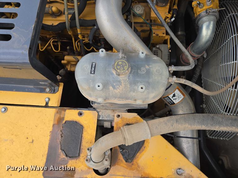 image for item EN3756 2012 John Deere 350G LC excavator