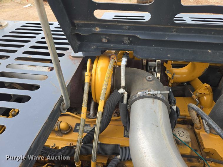 image for item EN3756 2012 John Deere 350G LC excavator