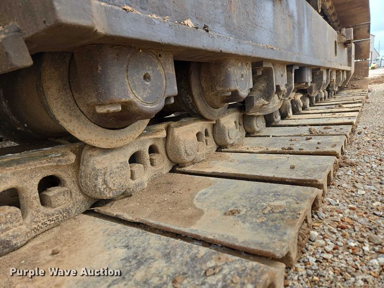 image for item EN3756 2012 John Deere 350G LC excavator