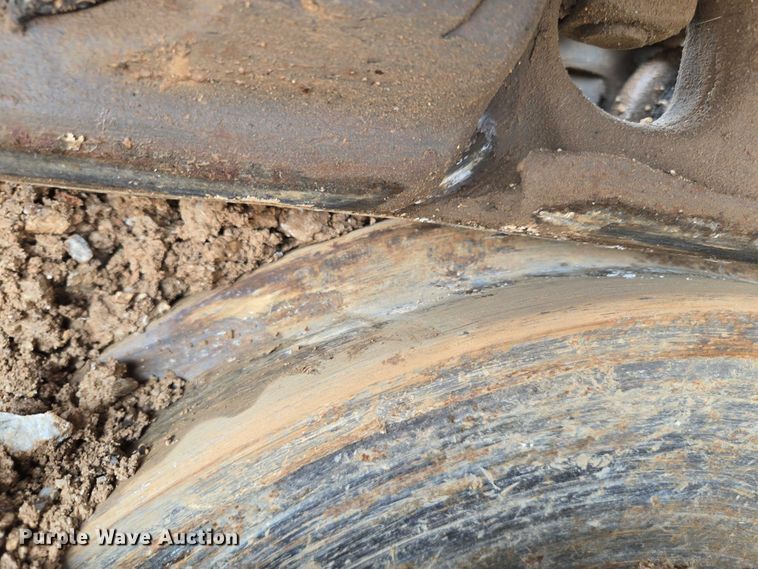 image for item EN3756 2012 John Deere 350G LC excavator