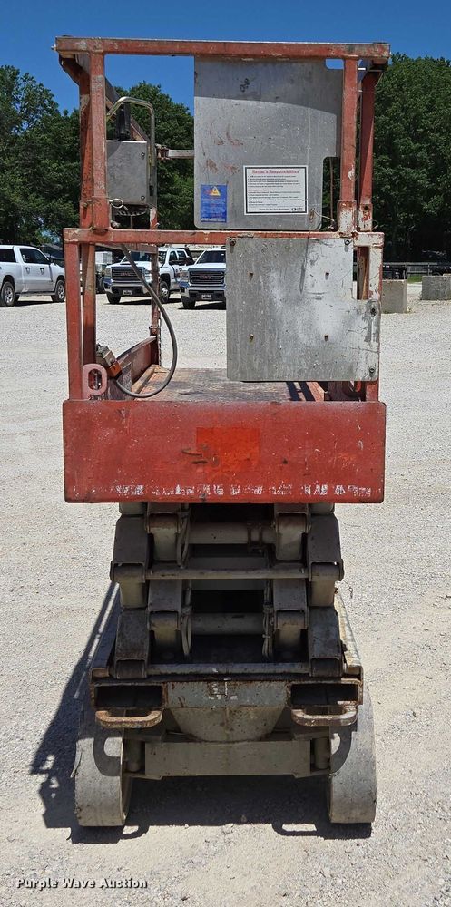 image for item EN3765 2006 Skyjack SJ3226 scissor lift