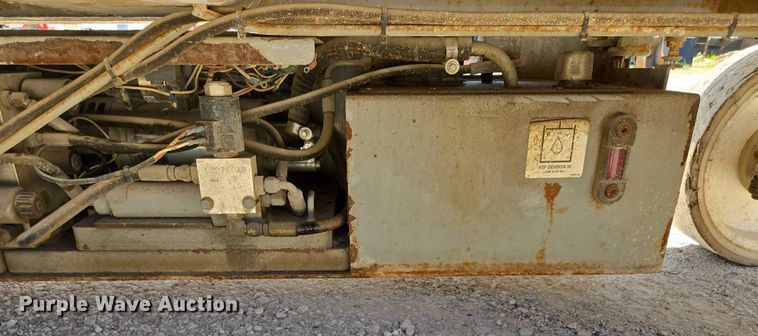 image for item EN3765 2006 Skyjack SJ3226 scissor lift