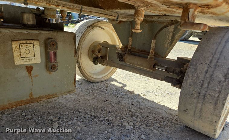 image for item EN3765 2006 Skyjack SJ3226 scissor lift