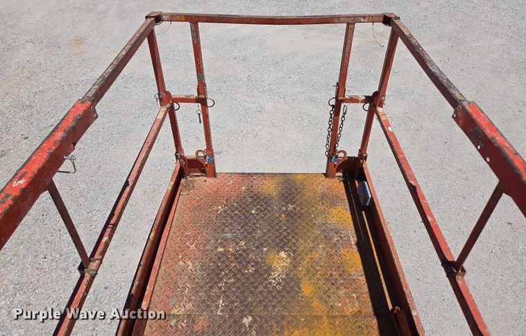 image for item EN3766 2005 Skyjack SJ 4632 scissor lift