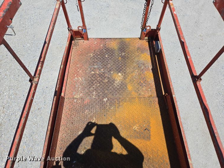 image for item EN3766 2005 Skyjack SJ 4632 scissor lift