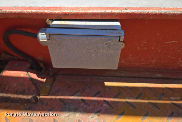 image for item EN3766 2005 Skyjack SJ 4632 scissor lift