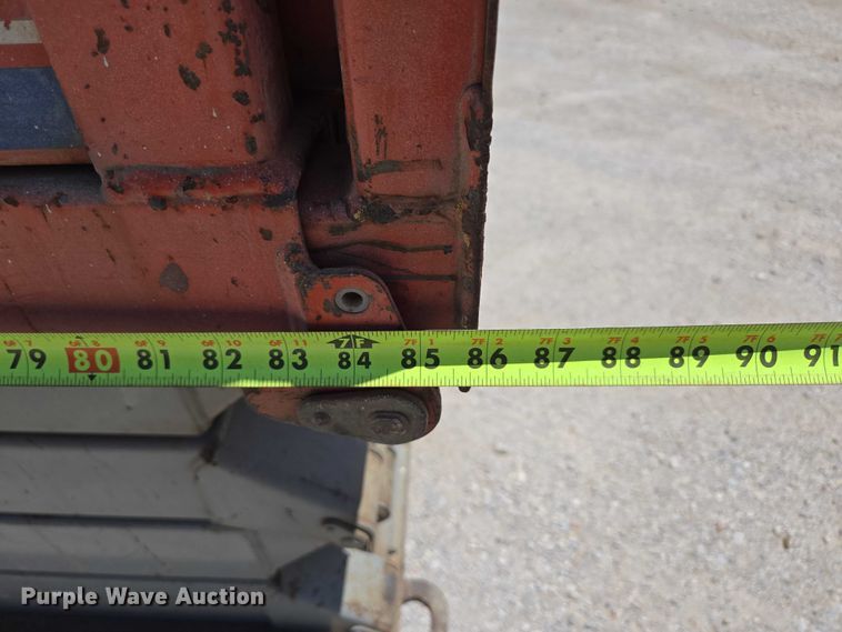 image for item EN3766 2005 Skyjack SJ 4632 scissor lift